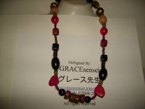 woodennecklace.jpg